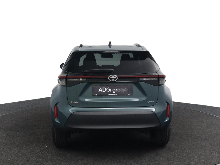 Toyota Yaris Cross - 1.5 Hybrid 115 Dynamic 8
