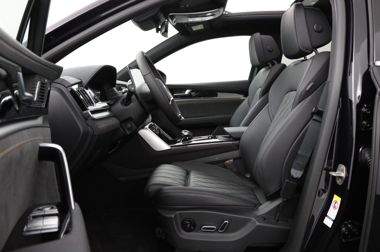 BYD TANG - Flagship 108.8 kWh 14