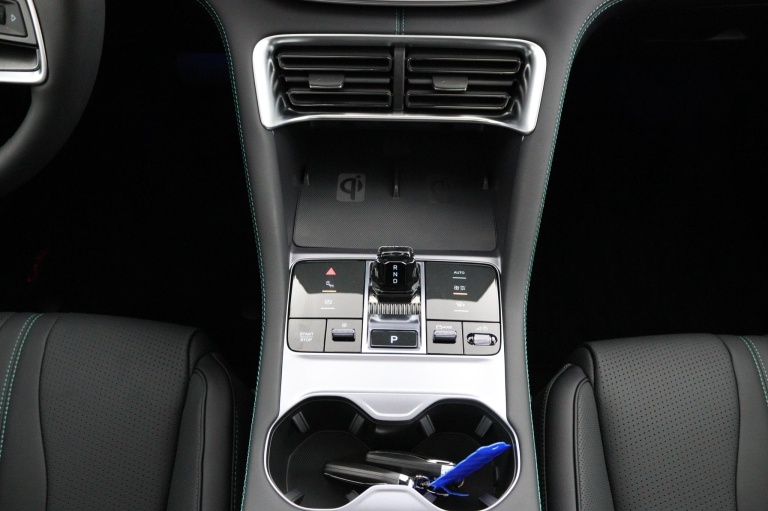 BYD SEAL U - Limited Edition 87 kWh 23