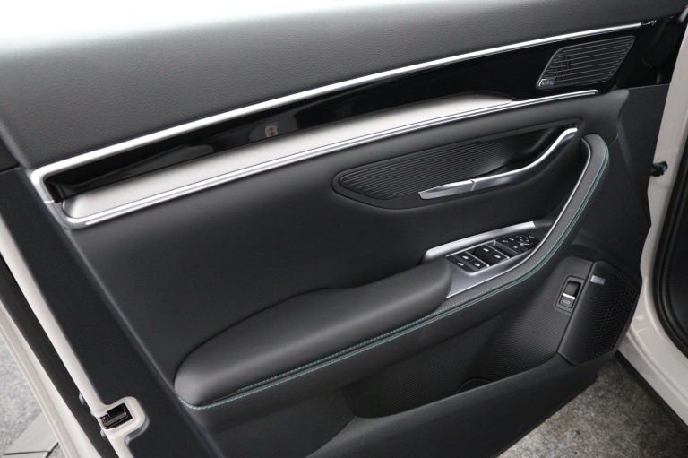 BYD SEAL U - Limited Edition 87 kWh 24