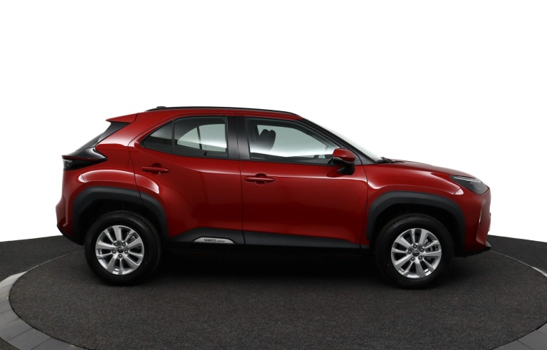 Toyota Yaris Cross - 1.5 Hybrid 115 Active 13
