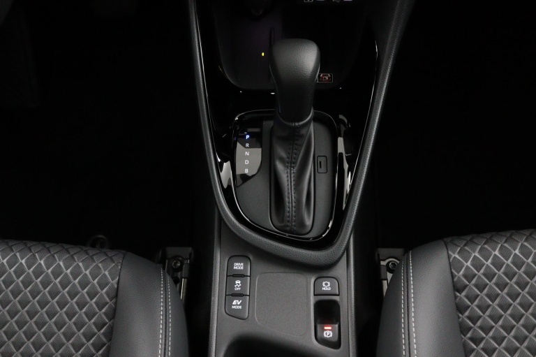 Toyota Yaris - 1.5 Hybrid 130 Executive 23