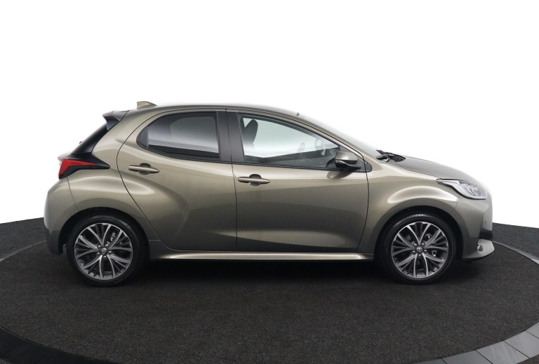 Toyota Yaris - 1.5 Hybrid 130 Executive 6