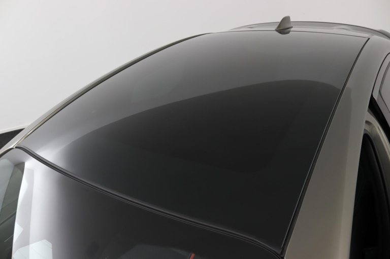 Toyota Yaris - 1.5 Hybrid 130 Executive 9