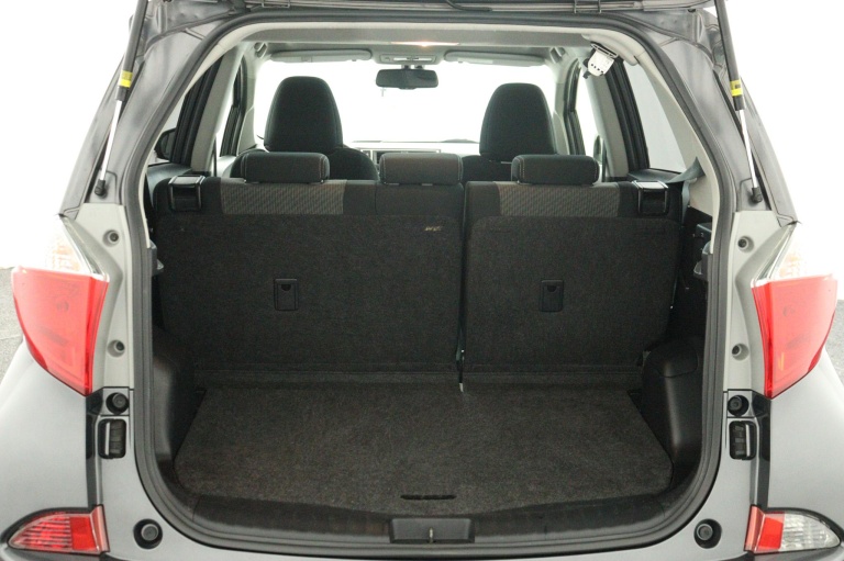 Toyota Verso-S - 1.3 VVT-i Dynamic 22
