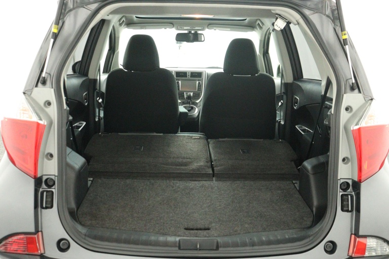 Toyota Verso-S - 1.3 VVT-i Dynamic 25