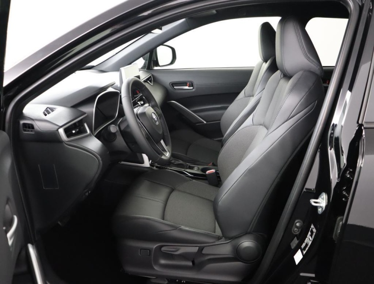 Toyota Corolla Cross - Hybrid 200 Style 14