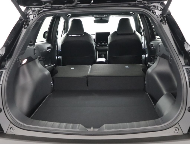 Toyota Corolla Cross - Hybrid 200 Style 23