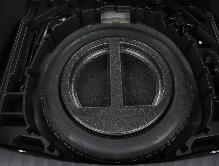 Toyota Corolla Cross - Hybrid 200 Style 30