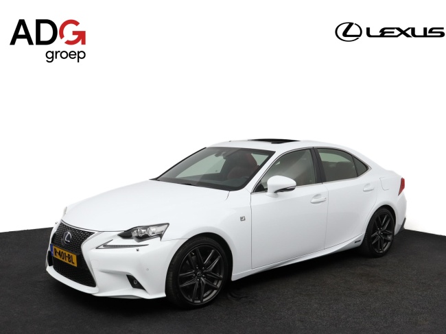 Lexus IS - 300h F Sport Line