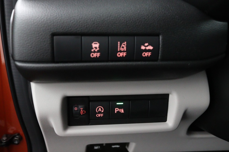 Suzuki Swift - 1.2 Style Smart Hybrid 29