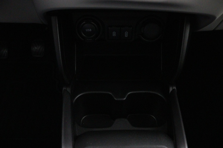Suzuki Swift - 1.2 Style Smart Hybrid 37