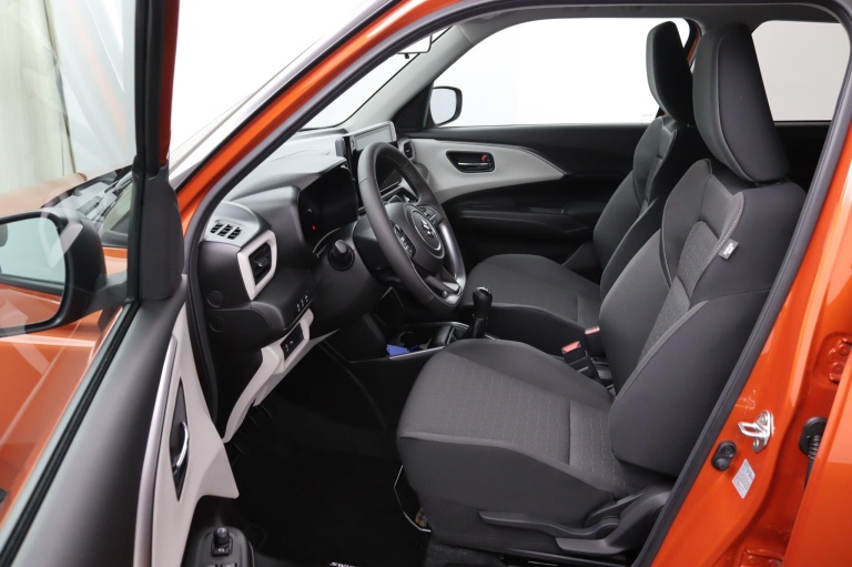 Suzuki Swift - 1.2 Style Smart Hybrid 9