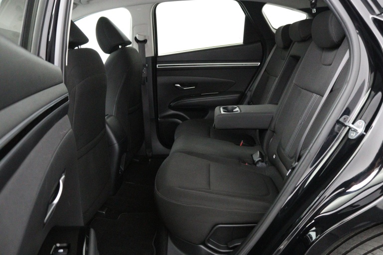 Hyundai Tucson - 1.6 T-GDI PHEV Comfort Smart 4WD 33
