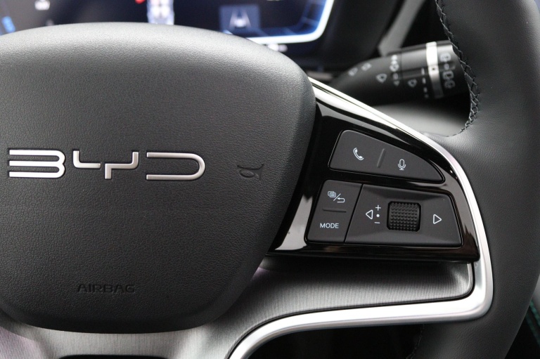 BYD SEAL U - Limited Edition 87 kWh 16