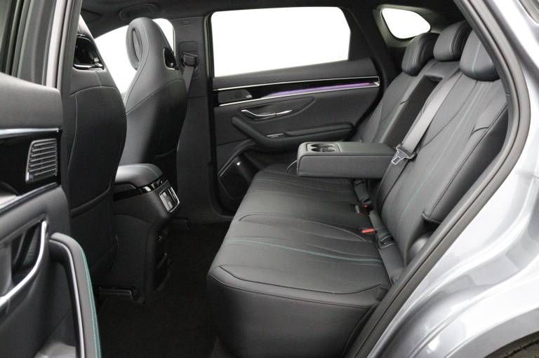 BYD SEAL U - Limited Edition 87 kWh 34
