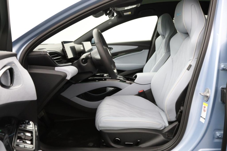 BYD SEAL - Design RWD 83 kWh 13