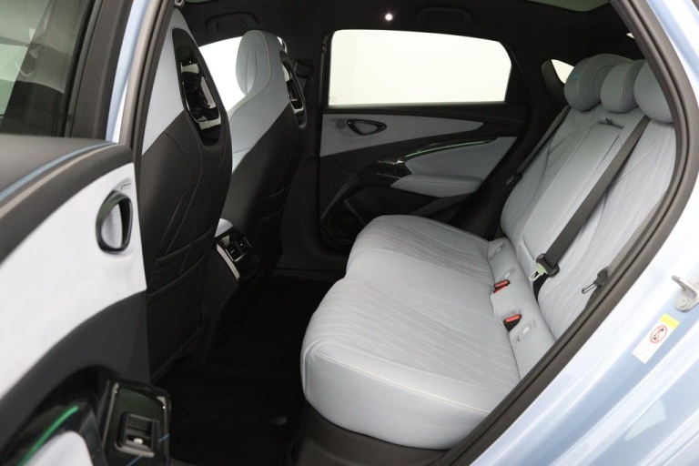 BYD SEAL - Design RWD 83 kWh 16