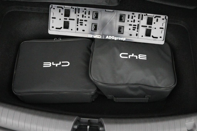 BYD SEAL - Design RWD 83 kWh 21