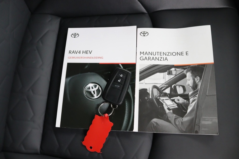 Toyota RAV4 - 2.5 Hybrid AWD Adventure 24