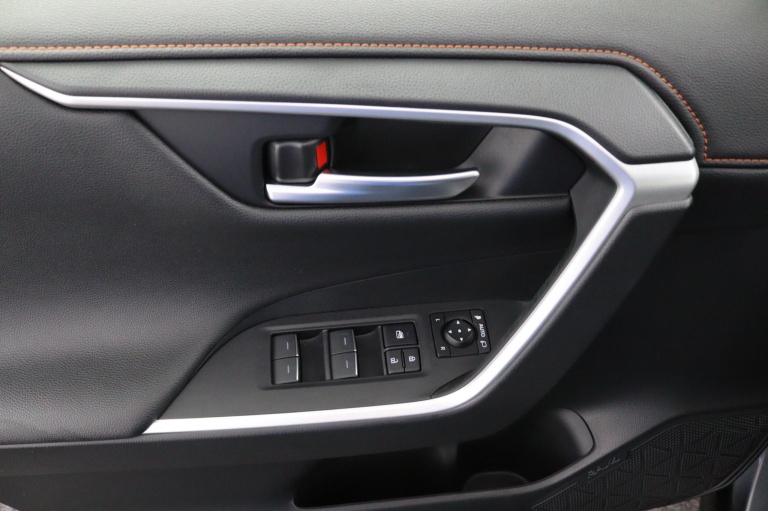 Toyota RAV4 - 2.5 Hybrid AWD Adventure 34