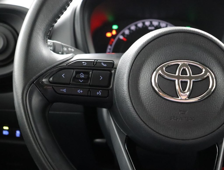 Toyota Aygo X - 1.0 VVT-i MT Play 20