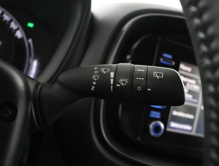 Toyota Aygo X - 1.0 VVT-i MT Play 24