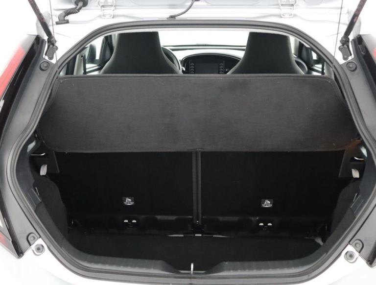 Toyota Aygo X - 1.0 VVT-i MT Play 26