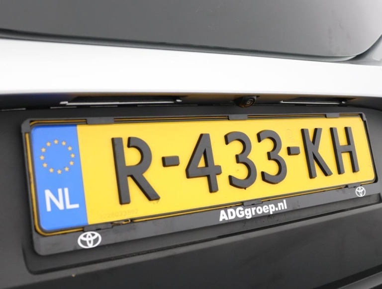 Toyota Aygo X - 1.0 VVT-i MT Play 38