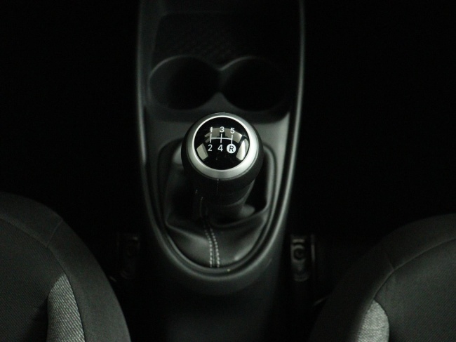 Toyota Aygo X - 1.0 VVT-i MT Play