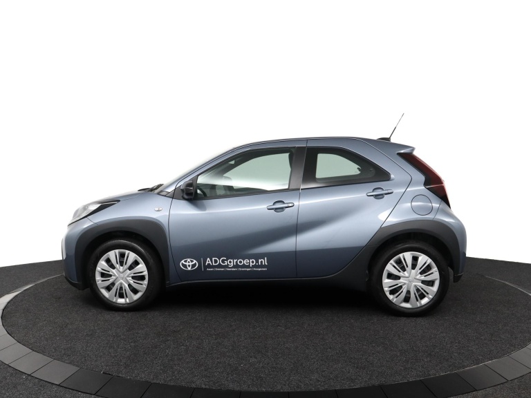Toyota Aygo X - 1.0 VVT-i MT Play 3