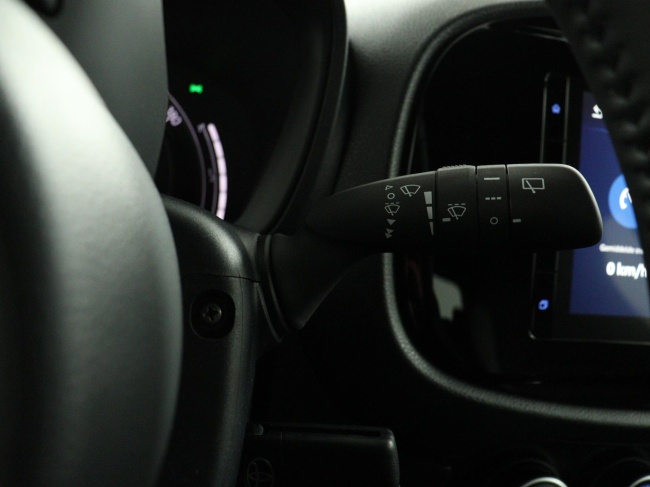 Toyota Aygo X - 1.0 VVT-i MT Play