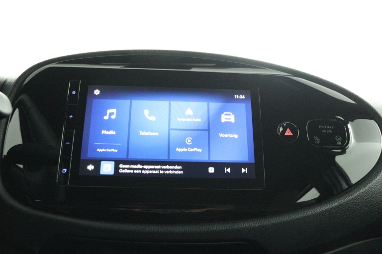 Toyota Aygo X - 1.0 VVT-i MT Play 38
