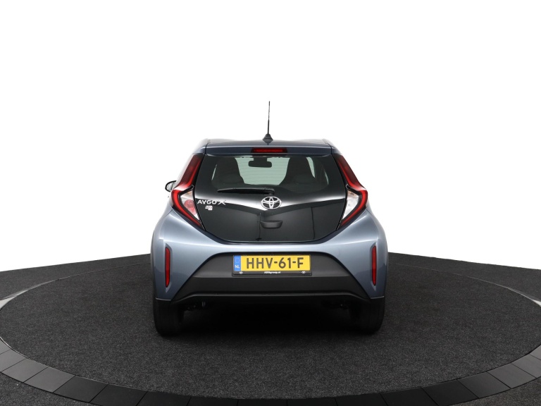 Toyota Aygo X - 1.0 VVT-i MT Play 45