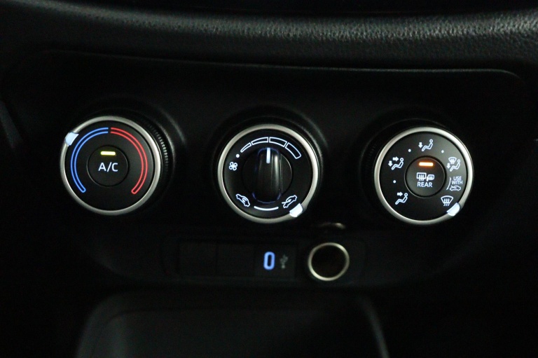 Toyota Aygo X - 1.0 VVT-i MT Play 7