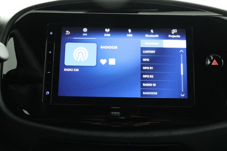 Toyota Aygo X - 1.0 VVT-i MT Play 8