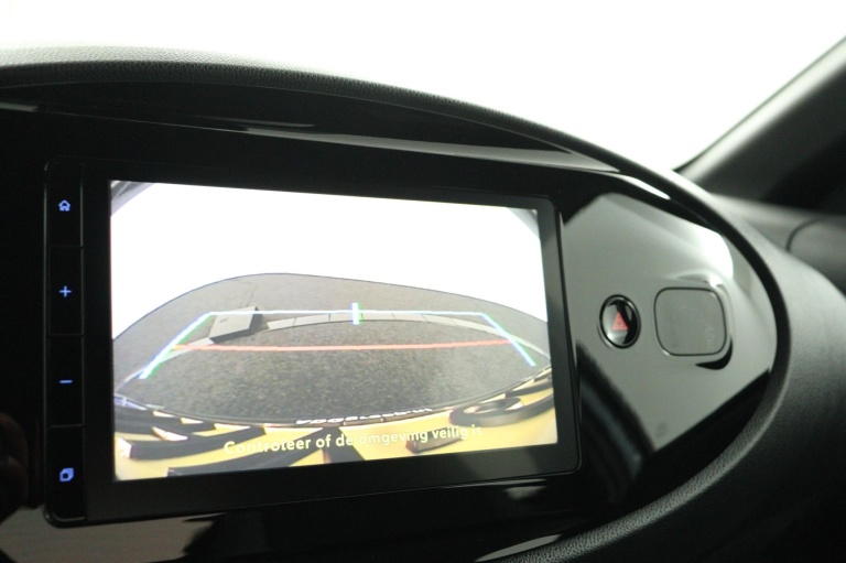 Toyota Aygo X - 1.0 VVT-i MT Play 9