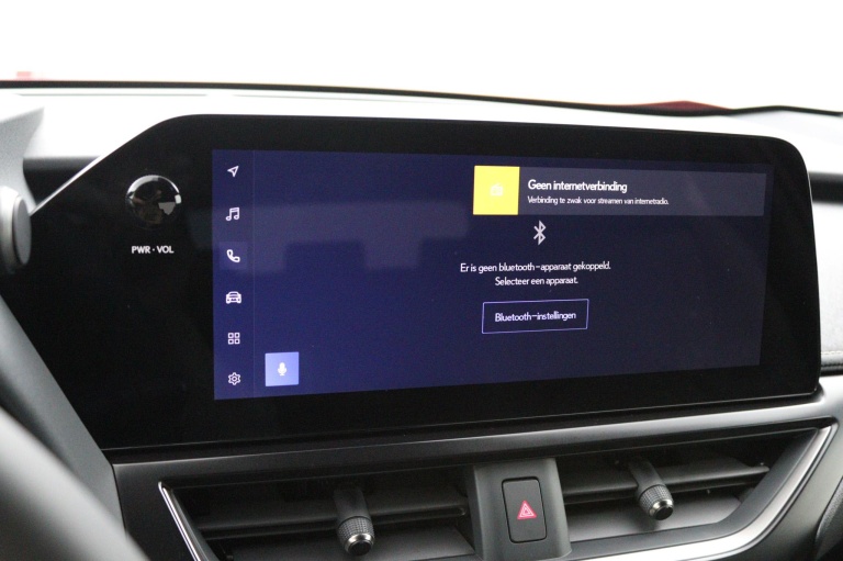 Lexus UX - 300h F SPORT Design 49
