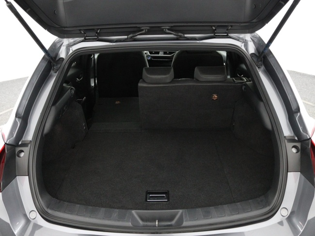 Lexus UX - 250h Business Line