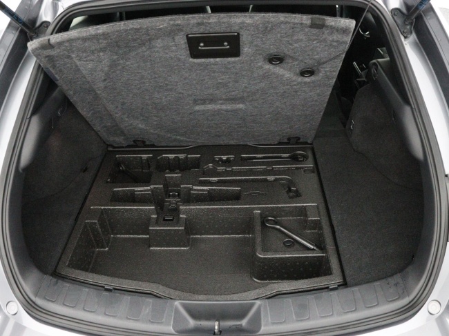 Lexus UX - 250h Business Line