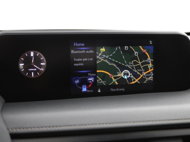 Lexus UX - 250h Business Line