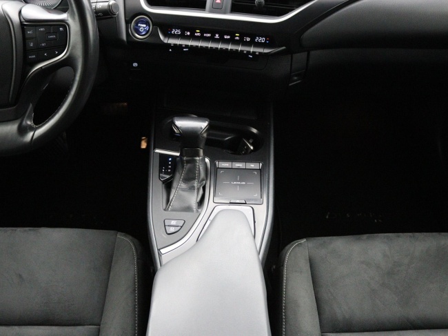 Lexus UX - 250h Business Line