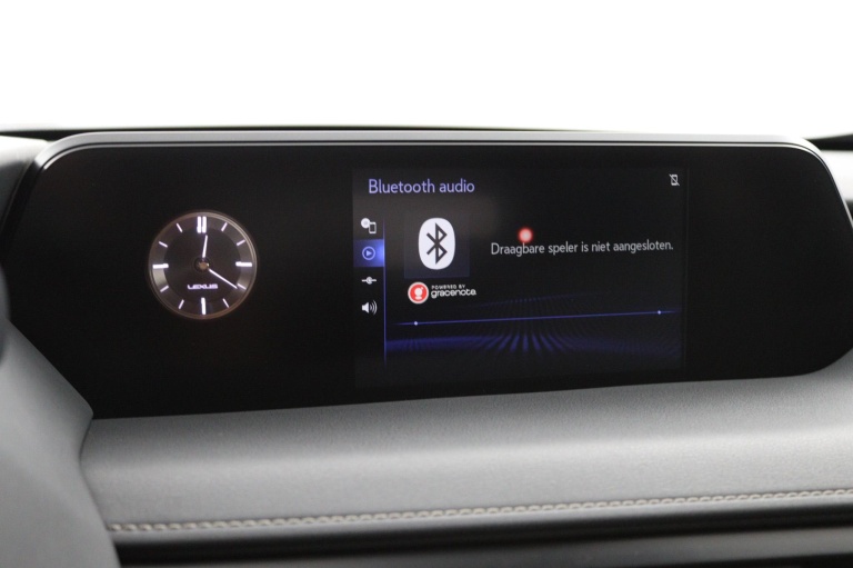 Lexus UX - 250h Business Line 45
