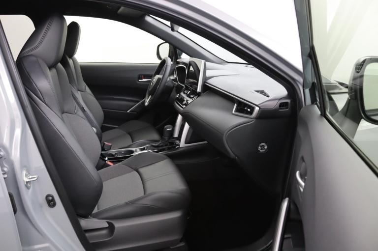 Toyota Corolla Cross - Hybrid 200 Style 10