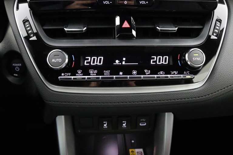 Toyota Corolla Cross - Hybrid 200 Style 13