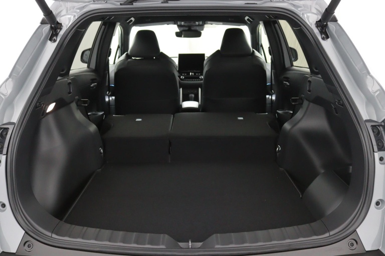Toyota Corolla Cross - Hybrid 200 Style 22