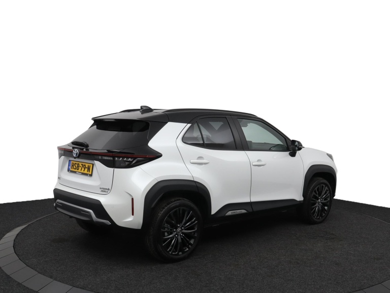 Toyota Yaris Cross - 1.5 Hybrid Adventure 4x4 2