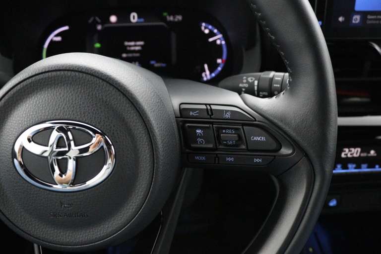 Toyota Yaris Cross - 1.5 Hybrid Adventure 4x4 21