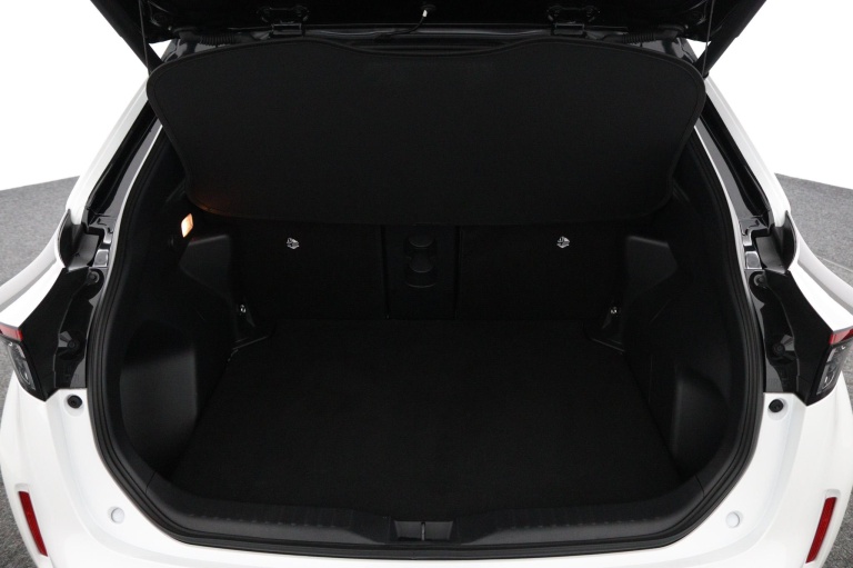 Toyota Yaris Cross - 1.5 Hybrid Adventure 4x4 23