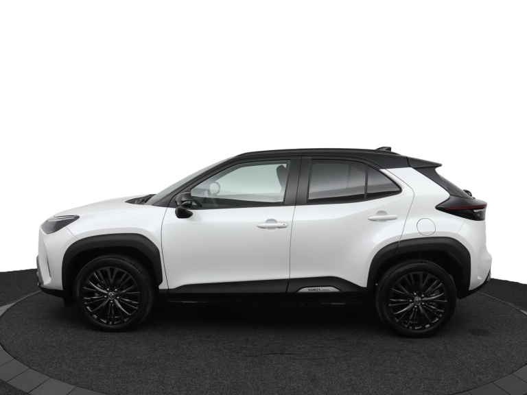 Toyota Yaris Cross - 1.5 Hybrid Adventure 4x4 3